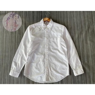 UNIQLO  SIZE M สีขาว oxford