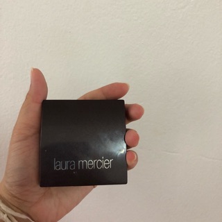 Laura mercier ตลับเปล่าแป้งพัพ