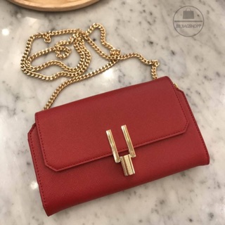 CHARLES &amp; KEITH TURN-LOCK LONG WALLET  (outlet) สีแดง