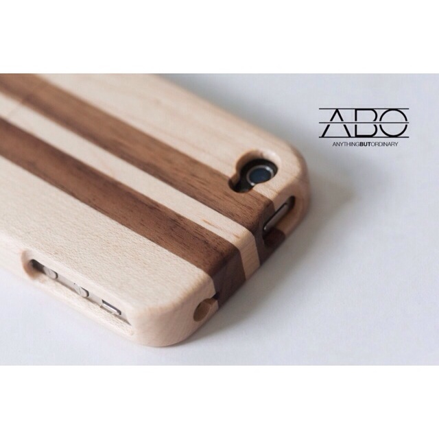 Wooden Case - Maple with Walnut Stripes - iPhone 4/4S