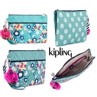 Kipling Disney’s Alice In Wonderland Ellettronico Pouch กระเป๋าคลัชพร้อมสายคล้องมือ