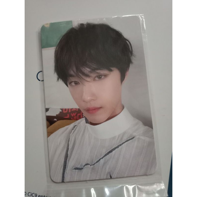 PC / Photocard HYUNSUK CIX PHOTOCARD SYNNARA