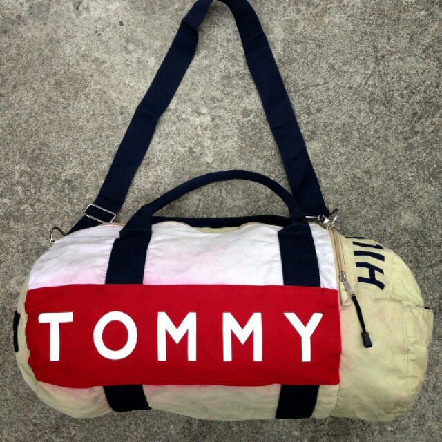 กระเป๋า Tommy hilfiger