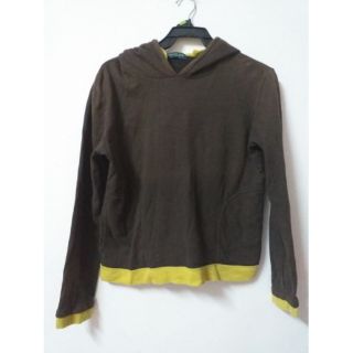 เสื้อสเวตเตอร์ สีน้ำตาล