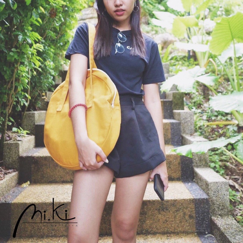 กระเป๋ากลม กระเป๋ารุ่น Circle bag