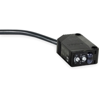 OMRON  E3Z-D62 Photoelectric Sensor