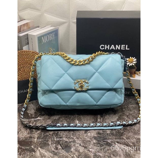 Chanel 19 สีฟ้า Size 30 cm