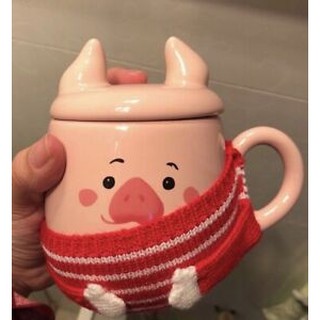 Starbucks Cup 2019 Mug Coffee Cup Warm Red Sweater Piglet Mug Cup Gift 335ml