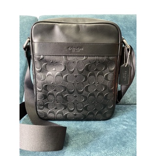 กระเป๋าผู้ชายCoachแท้ (มือ2)สภาพดีมาก