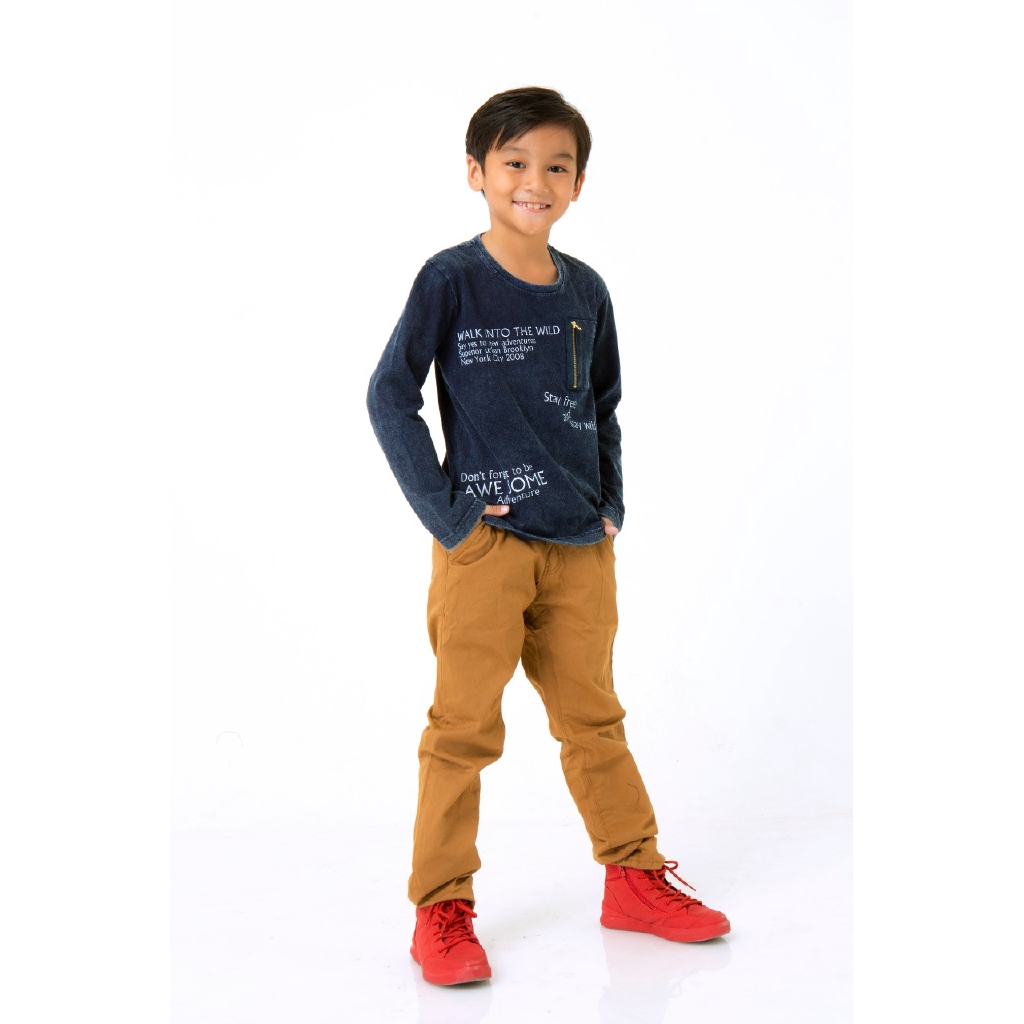 เสื้อยืด Little X แปด Boy Rivaldo