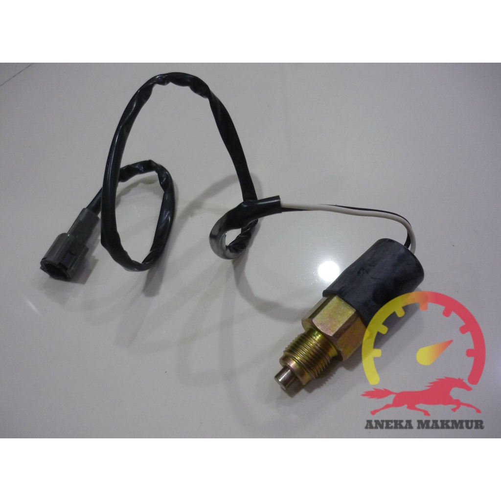 สวิตช์ถอยหลัง NISSAN UD CWB45A CWA260 CWB520 TZA520 CWM430 CWM330