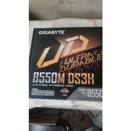 Gigabyte B550M DS3H อุปกรณ์ครบกล่อง