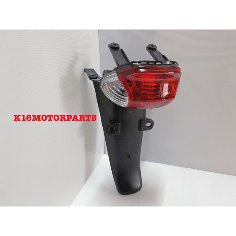 ไฟท้าย พร้อมบังโคลนหลัง รุ่น DREAM EXCES แดง/ใส ดรีมเอ็กซ์เซส # 4631-057-ZRD
