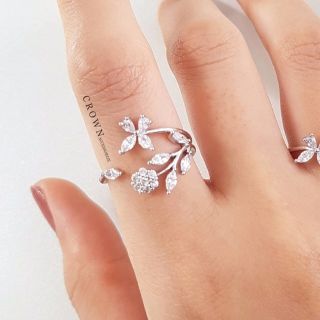 Olive leaf ring. แหวนใบมะกอก