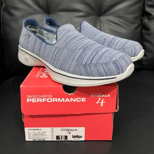 Skechers Go Walk 4 ใหม่