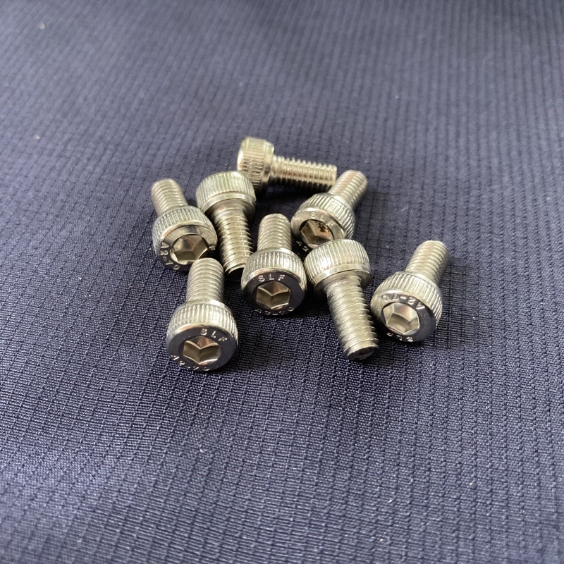 น็อตหัวจมหกเหลี่ยม SUS304  Pack 10 ตัว หลากหลายขนาด แสตนเลส สกรูหกเหลี่ยม สกรูหัวหกเหลี่ยม