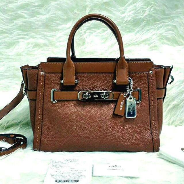 COACH SWAGGER 27 IN PEBBLE LEATHER
