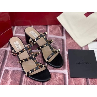 รองเท้า Valentino Original