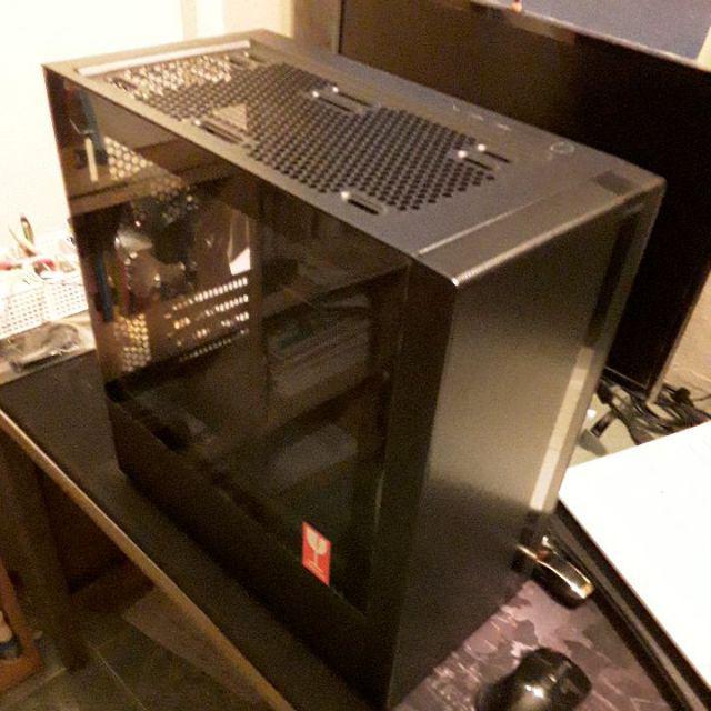 Cooler Master MasterBox NR400 Micro-ATXタワー フロントメッシュ換気 ミニマルデザイン 強化ガラスサイドパネル  東京大放出セール