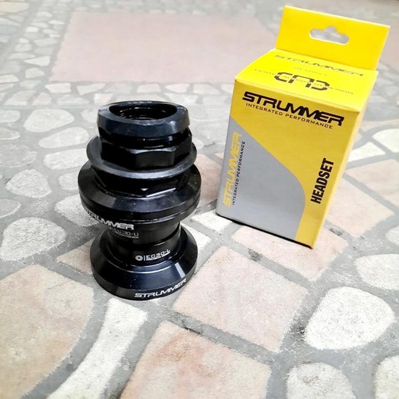 Hitam Strummer EC30 ชุดหูฟังคอ 26.8-22.2 BEARING ALLOY BLACK จักรยาน