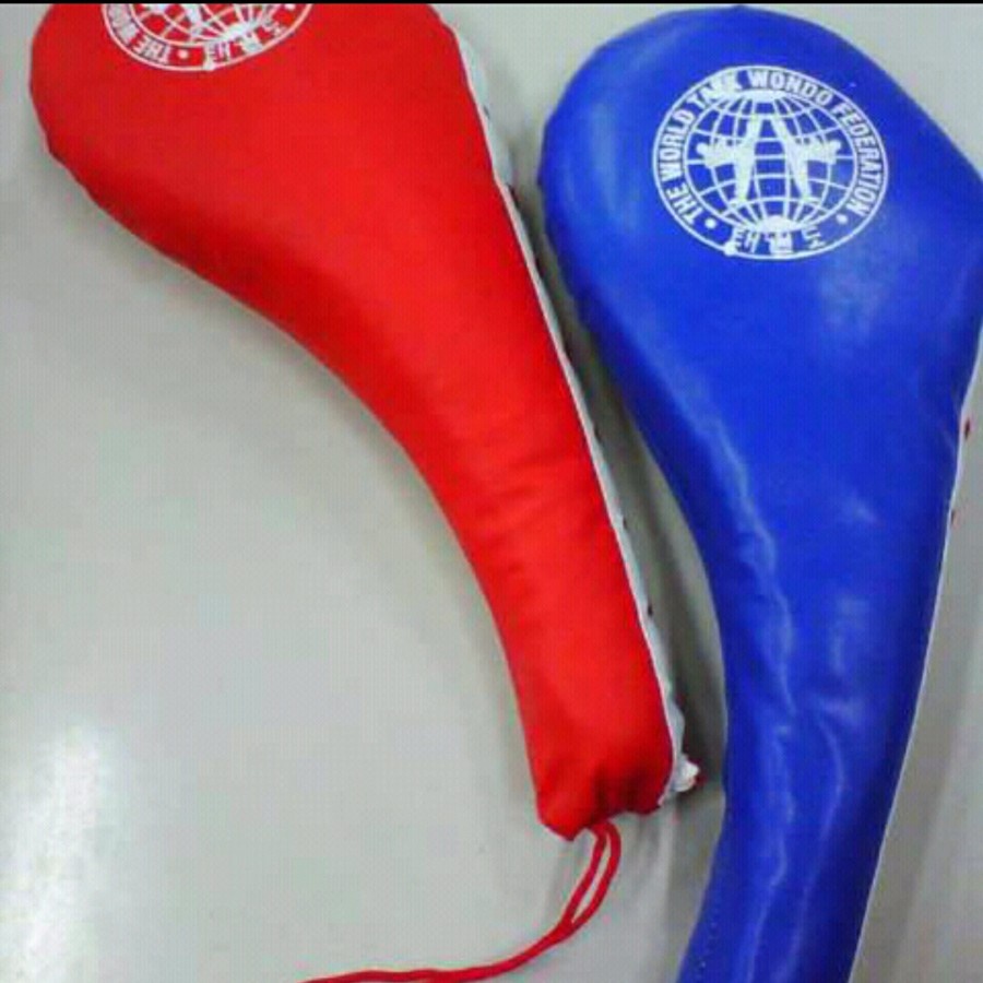 SINGLE BOXING TARGET / KICK PAD / KICK BOXING MMA MUAYTHAI TAEKWONDO