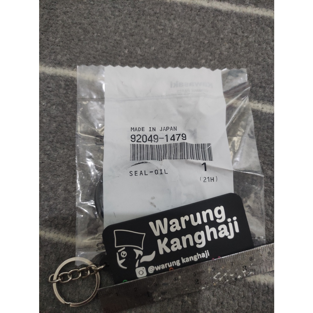 Kawasaki Ninja 150 R RR SS Series Motorcycle Axle Crutch Seal