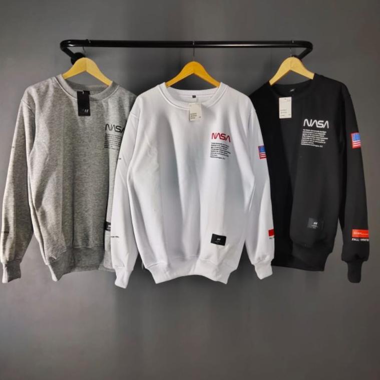 ในสต็อกของ OVERSIZED CREWNECK สําหรับผู้ชาย NASA CREWNECK H&M ORIGINAL CREWNECK สําหรับผู้ชาย