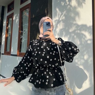 Bytha เสื้อเบลาส์ พิมพ์ลายดอกไม้ แต่งระบาย เอวลอย สไตล์เกาหลี สําหรับผู้หญิง