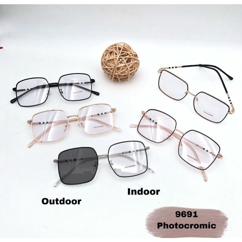 Hitam Free lap Box And - Antirdiation Plus Photochromic Glasses - แว ่ นตาผู ้ หญิงสีดํา - Frem Elegant Import