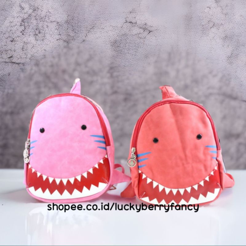 กระเป๋าเป้ Baby Shark 7039