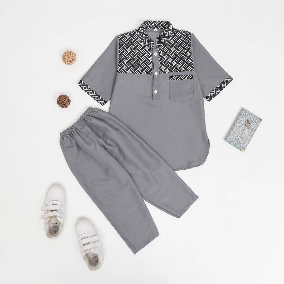 Koko KURTA Children 3-10 Years Variation Of BATIK Chest