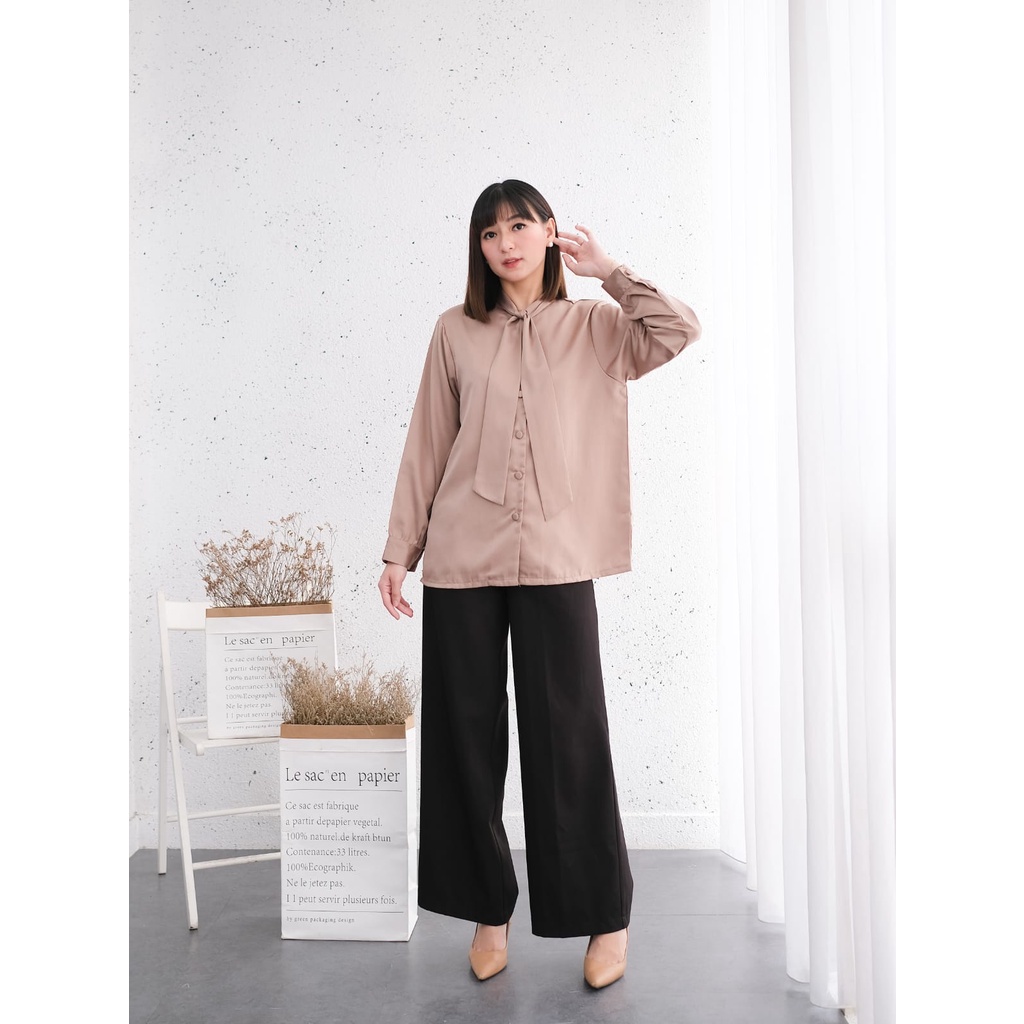 KEMEJA Herca Jisoo Premium Satin Womens Long Sleeve Blouse Shirt, Official Casual Work Top - CA 0079