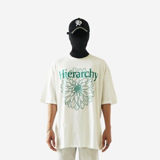 Hierarchy Studios เสื้อยืด ขนาดใหญ่ พิมพ์ลายดอกไม้ สีขาว