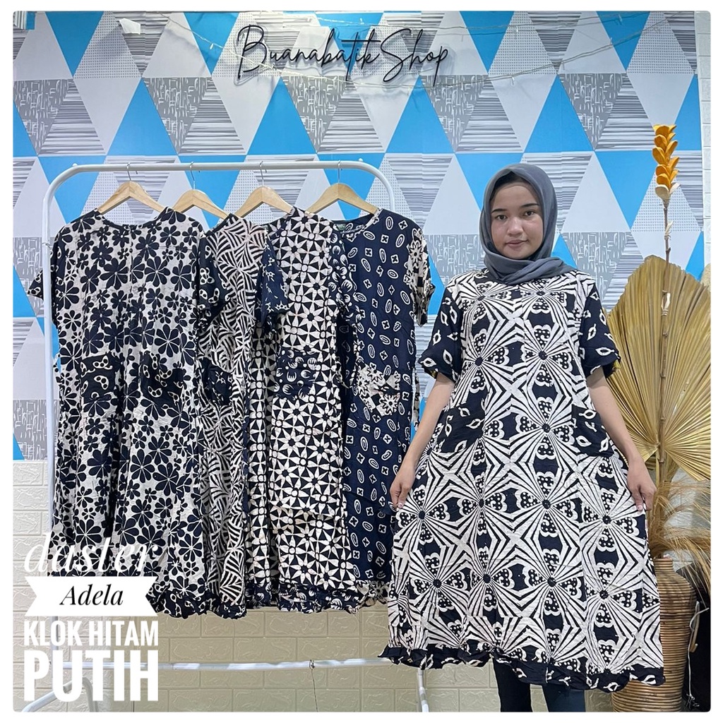 Adela Klok Daster สีดําและสีขาว