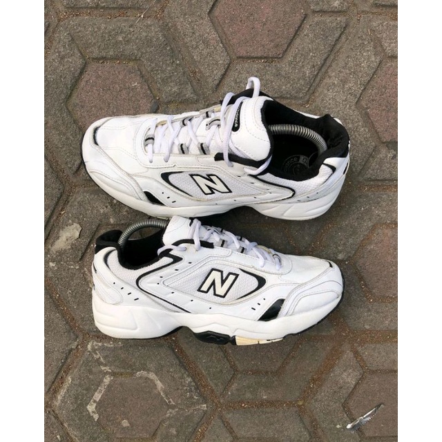 NEW BALANCE นิวบาลานซ ์ 452