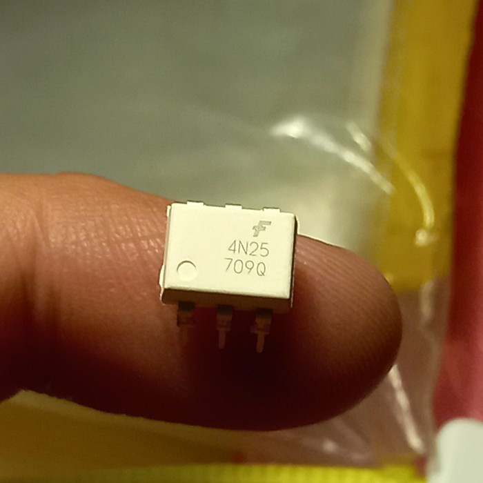 Optocoupler 4N25****