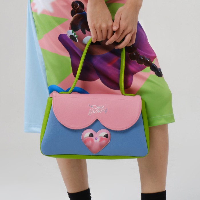 กระเป๋า Baguette Heart Space - Liunic on Things
