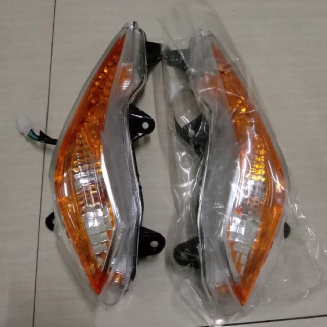 RAJAWALI MOTOR - ใบมีดไฟเลี้ยวหน้า 110 / 125 FI 2011 2012 2013 2014 | ด้านหน้า winker assy WIN | ไฟเ