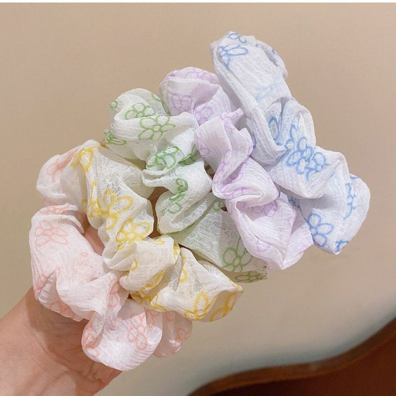 R44 Scrunchie Daisy cutie