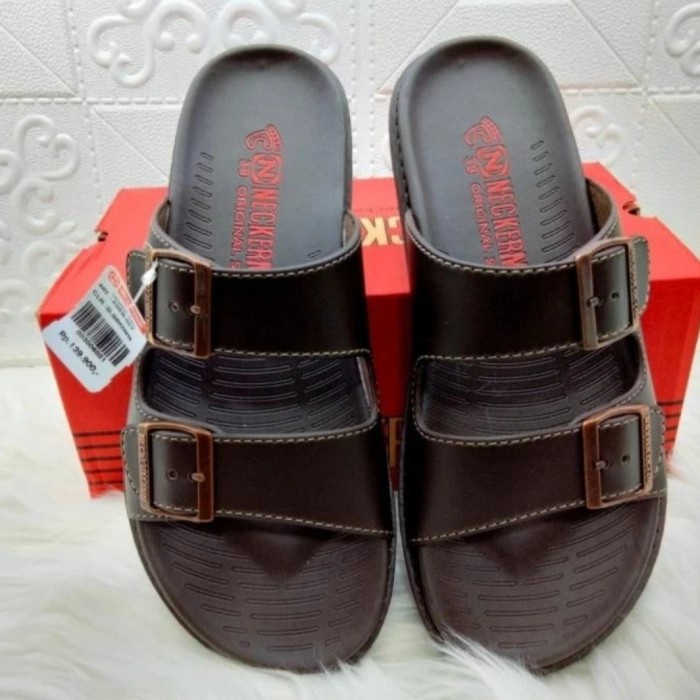 รองเท้าแตะ Edden Nekermen