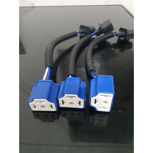 CERAMIC BEAM SEAL SOCKET - H4 LAMP BULB SOCKET