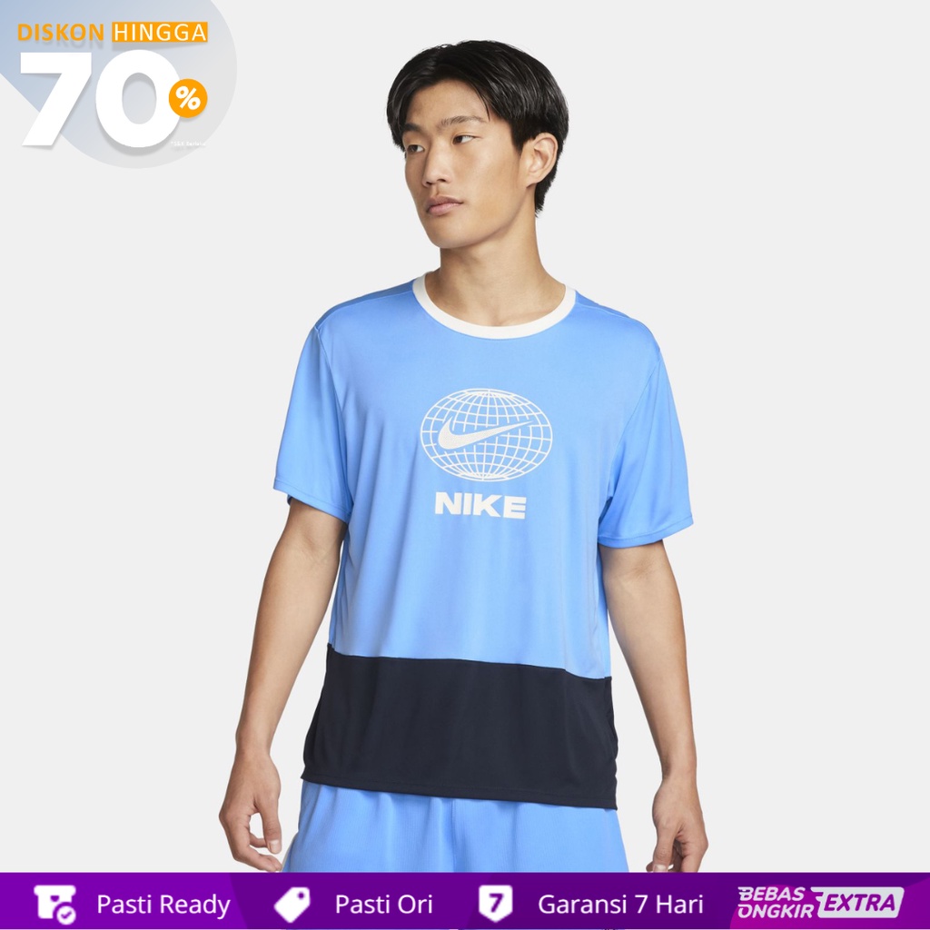 เสื้อวิ่งแขนสั้นผู้ชาย Nike Dri-FIT - สีน้ําเงินมหาวิทยาลัย