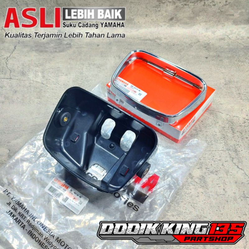 ต้นฉบับ YAMAHA RX KING SCORPIO OVAL HEADLIGHT RING | 5BP-H4130-00 | 5BP-H4120-00