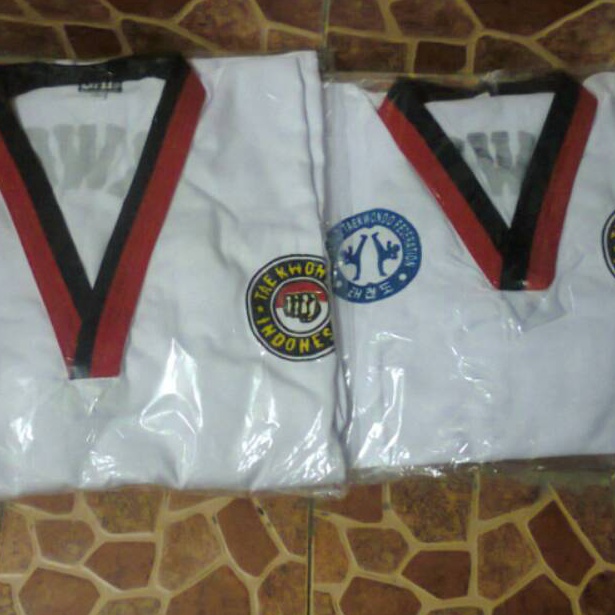 สต็อกล่าสุด Taekwondo Dobok Tekwondo Dogi Tekwondo Uniform