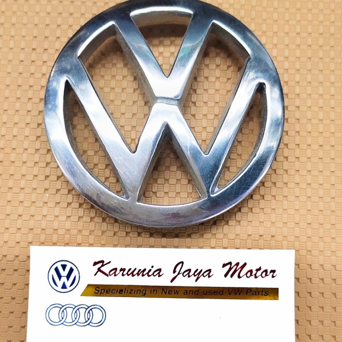 VW BEETLE IRON LOGO EMBLEM IN VW SPARE PARTS ORIGINAL VW คุณภาพดีที่สุด