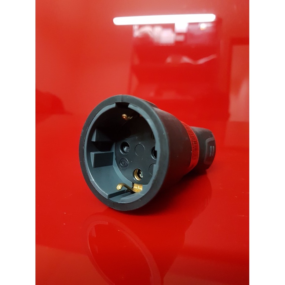 MANTAP เต้ารับ (เคาน์เตอร์ปลั๊ก) ยางกันน้ํา IP44 Legrand 050197