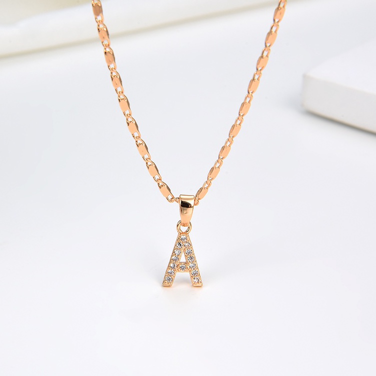 Larik9K4w HYL JEWELRY สร้อยคอตัวอักษรไทเทเนียมสร้อยคอตัวอักษรผู้หญิง 18k Gold Plated เครื่องประดับ 1