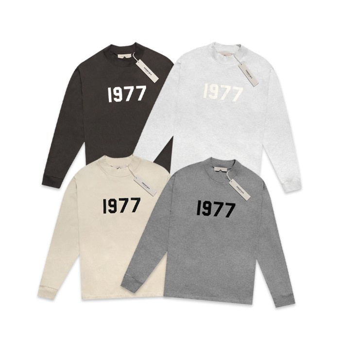 Hards Fog Essentials 1977 เสื้อยืดแขนยาว