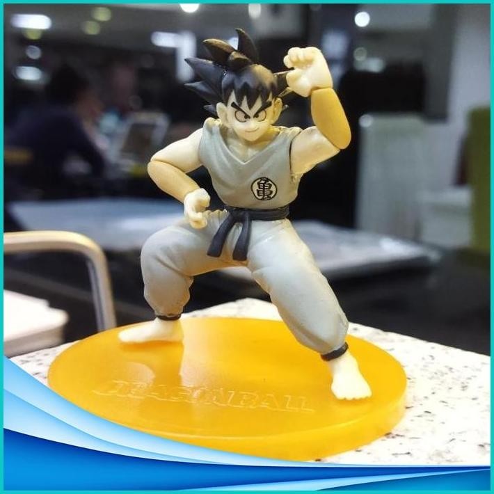 (COM ) Goku UNIFIVE DRAGONBALL MINI FIGURE (B/W🚚