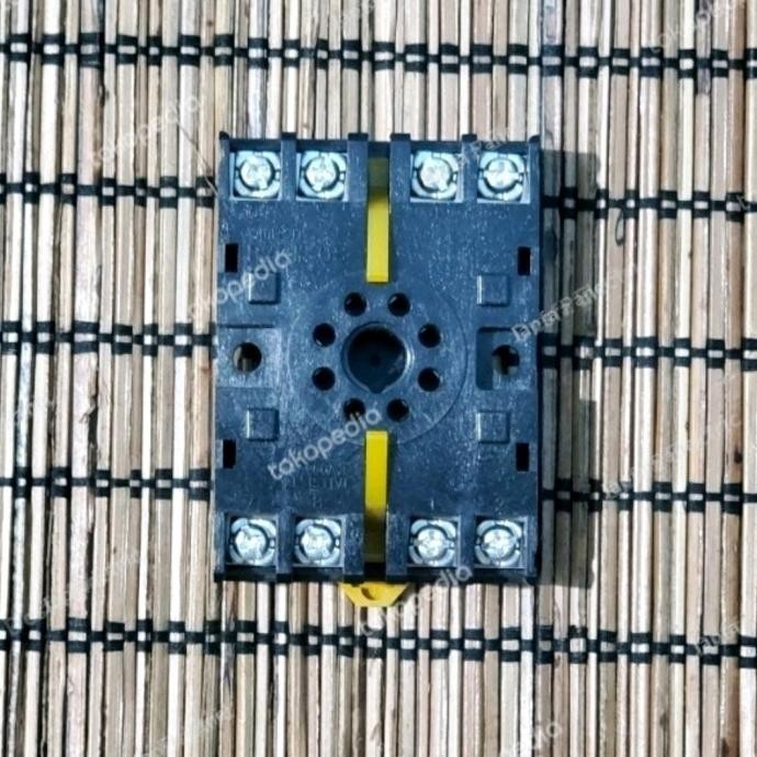 Original Omron P2Cf-08 ซ็อกเก็ตรีเลย์ 8 ขา